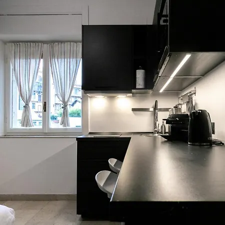 Luna Homes - Studio In Corso Sempione Milan Exterior photo